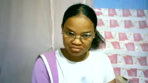 Snapshot of cathyxlisa chatting on May 27, 2026, 6:32 am CathyXLisa online show from May 27, 2026, 6:32 am