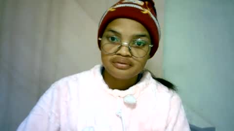 Snapshot of cathyxlisa chatting on July 3, 2026, 10:54 am CathyXLisa online show from July 3, 2026, 10:54 am