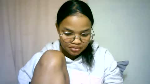 Snapshot of cathyxlisa chatting on July 6, 2026, 9:39 am CathyXLisa online show from July 6, 2026, 9:39 am