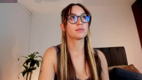 Catimore online show from April 21, 2026, 3:50 pm