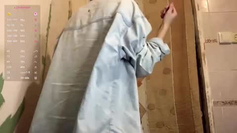 Snapshot of catinagaznes chatting on October 14, 2025, 9:26 pm Lola online show from October 14, 2025, 9:26 pm