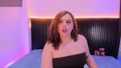 Snapshot of catleyanoire_ chatting on April 26, 2026, 12:08 am Catleya Noire online show from April 26, 2026, 12:08 am