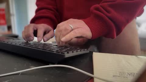 catmandoo21001 online show from November 28, 2025, 6:54 pm