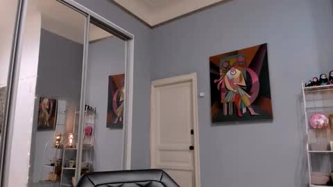 Snapshot of catrin_peach chatting on October 18, 2025, 9:15 pm Catrin like Cat 3 online show from October 18, 2025, 9:15 pm