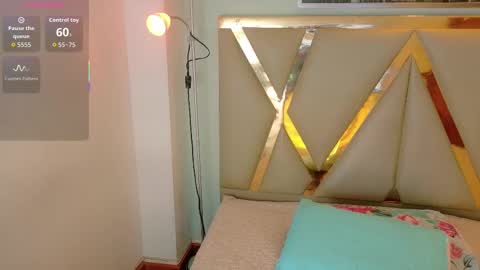 CATALEYA  online show from October 16, 2025, 12:39 pm