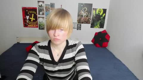 cattie_w_ online show from March 24, 2026, 1:10 am