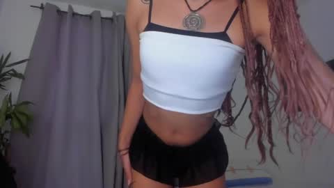 Catty online show from June 7, 2026, 4:49 am