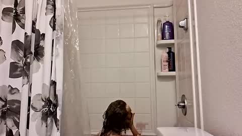 Snapshot of cattywompiscreations chatting on February 28, 2025, 4:10 am zatbabydaddy online show from February 28, 2025, 4:10 am