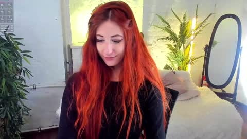 caty_cuddly online show from December 8, 2024, 3:53 am