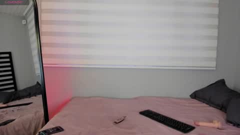 Caty  online show from September 19, 2025, 9:15 pm