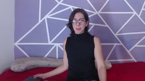 cava_pretty online show from December 10, 2024, 7:05 am