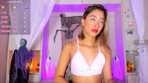 cayetanamiles online show from October 30, 2025, 8:53 pm