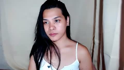 Snapshot of caylineaddison chatting on June 24, 2026, 2:43 am The Queen Named ADDISON online show from June 24, 2026, 2:43 am