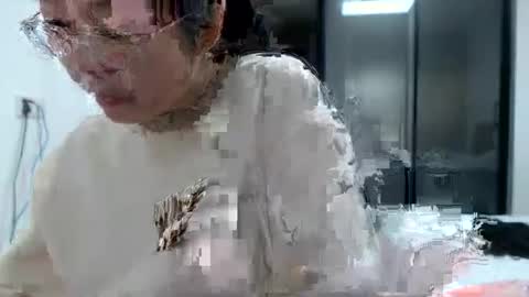 Snapshot of cbz112233 chatting on February 16, 2025, 8:33 pm ANNYANNY online show from February 16, 2025, 8:33 pm