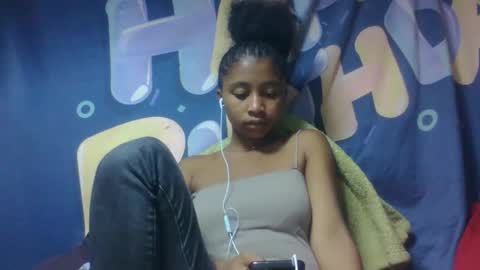 Snapshot of cchantela chatting on January 15, 2026, 7:13 am cchantela online show from January 15, 2026, 7:13 am