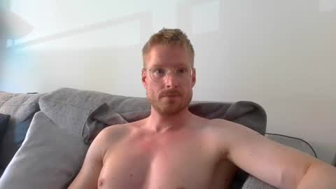 Snapshot of ccloser87 chatting on June 20, 2026, 3:48 pm ccloser87 online show from June 20, 2026, 3:48 pm