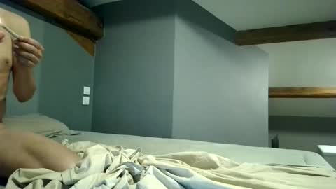 cclovefrench online show from April 25, 2026, 11:13 pm