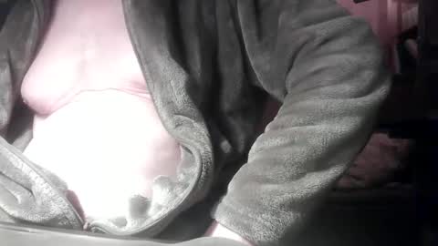 cd_99 online show from February 23, 2025, 12:37 pm