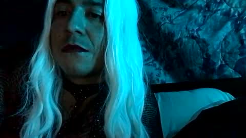 Sissy boy online show from June 5, 2026, 7:14 am