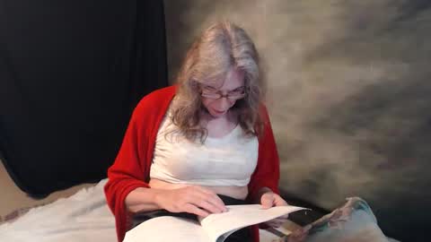 Snapshot of cdsextoy1 chatting on May 13, 2026, 12:46 pm Jackie online show from May 13, 2026, 12:46 pm