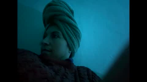 cece_vibez online show from December 21, 2025, 3:02 am