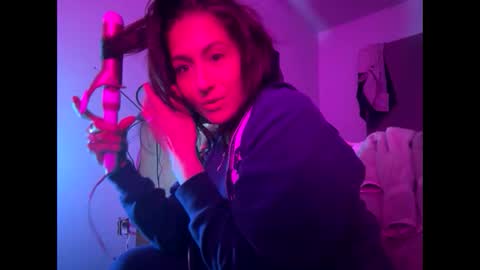 cece_vibez online show from December 22, 2025, 11:07 am