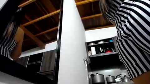 ceci online show from February 23, 2025, 11:36 pm