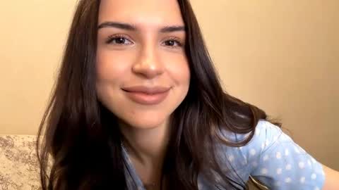 Darina online show from May 3, 2026, 4:46 pm