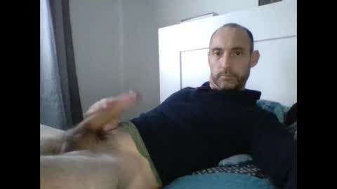 Snapshot of cedric223 chatting on February 27, 2025, 5:36 pm cedric223 online show from February 27, 2025, 5:36 pm