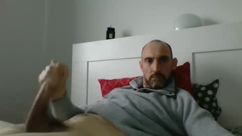Snapshot of cedric223 chatting on February 5, 2026, 3:38 pm cedric223 online show from February 5, 2026, 3:38 pm
