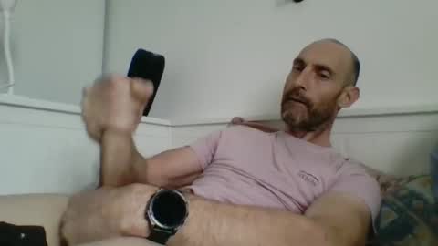Snapshot of cedric223 chatting on April 29, 2026, 4:00 pm cedric223 online show from April 29, 2026, 4:00 pm