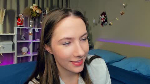 Josie Manesi online show from January 24, 2025, 7:07 pm