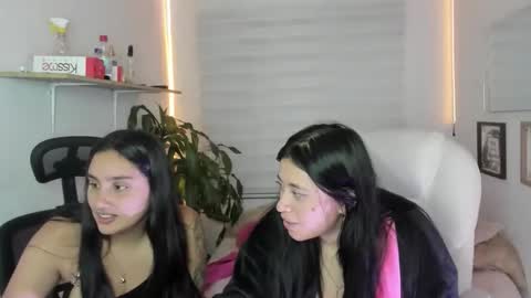 celeste_bonnet1 online show from October 10, 2025, 11:37 pm