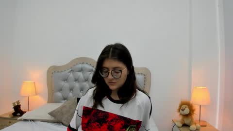 Celeste Calderon online show from January 5, 2026, 5:27 pm