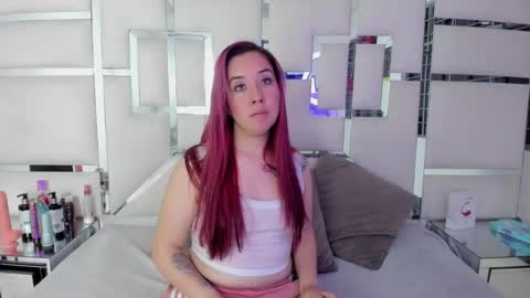 celeste_hillx online show from March 11, 2025, 2:54 am