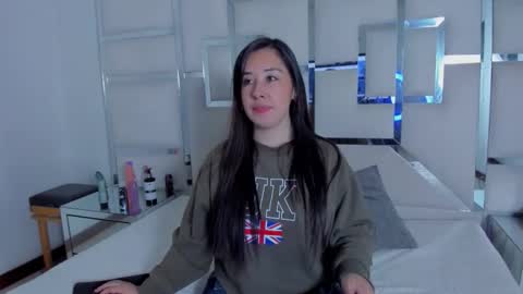 celeste_hillx online show from November 26, 2025, 6:03 am