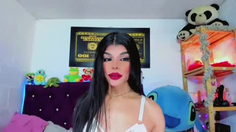 celeste_hot25horny online show from September 26, 2025, 12:42 pm