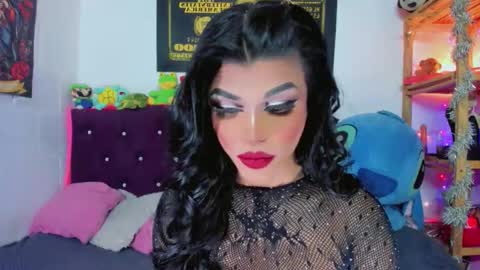 celeste_hot25horny online show from October 6, 2025, 10:18 pm