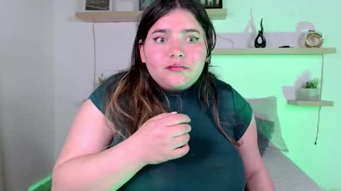 celeste_night online show from November 4, 2025, 2:32 am