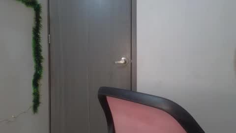 celeste_shinny online show from December 13, 2025, 10:48 pm