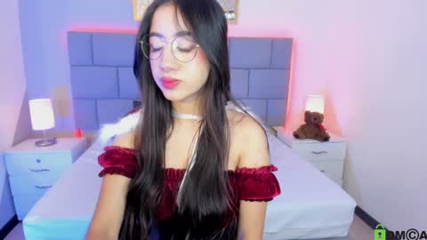 Celeste Wayne online show from December 24, 2024, 1:17 pm