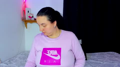 Celeste Y Pipe online show from February 24, 2025, 1:46 am