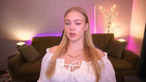 celestenoirr online show from September 30, 2025, 6:40 am