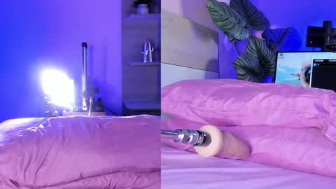 Snapshot of celesterabbit chatting on December 24, 2024, 1:17 pm The girl of your eyes online show from December 24, 2024, 1:17 pm