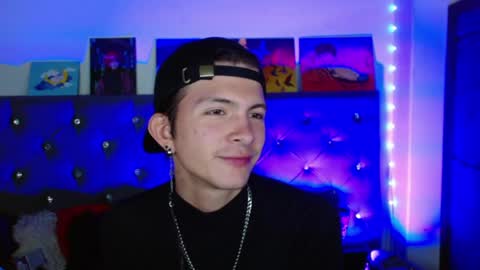 I am Valentinn online show from March 7, 2025, 1:42 am