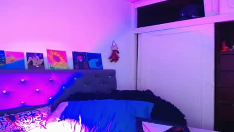 I am Valentinn online show from April 19, 2026, 6:10 pm