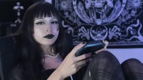   online show from May 5, 2026, 1:57 am