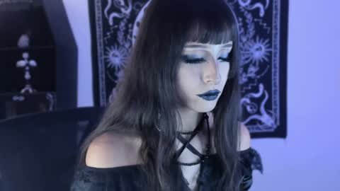   online show from May 7, 2026, 2:28 am