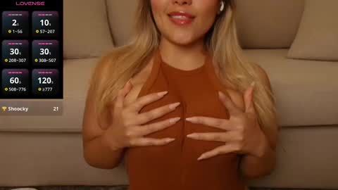 Celia online show from December 17, 2025, 1:44 am