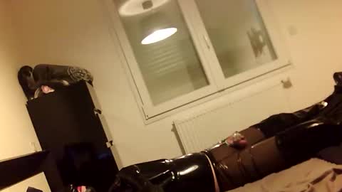 Celiasm online show from March 21, 2026, 1:37 pm